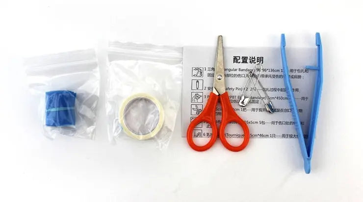 Outdoor first aid kit Handpicked Hub