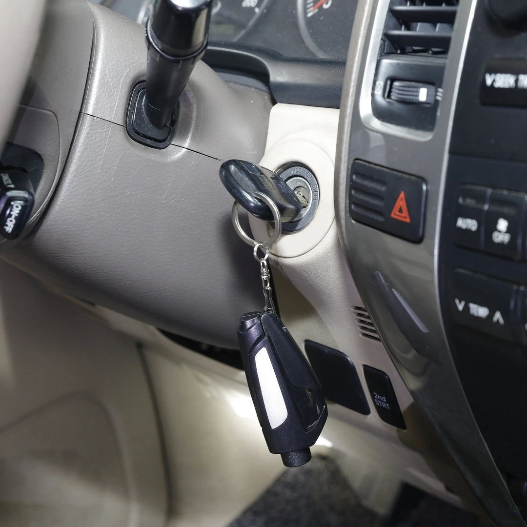 2-In-1 Rescue Tool Keychain: Seatbelt Cutter and Window Breaker, Black, One Size