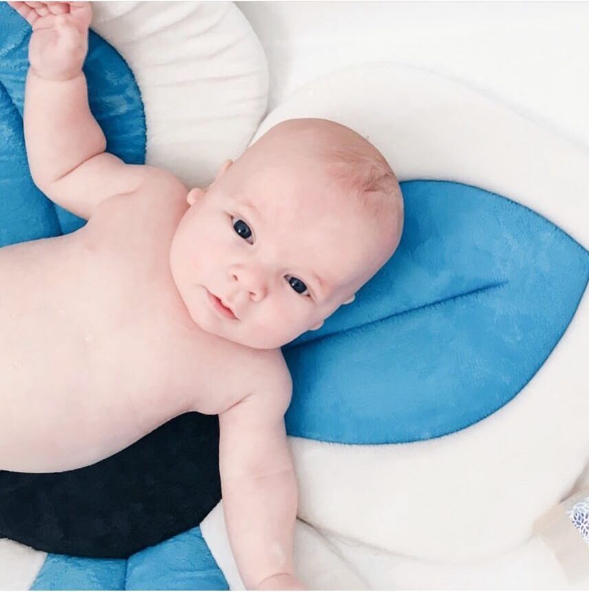 Foldable Baby Petal Shower Mat - Soft, Cozy, and Perfect for Bath Time